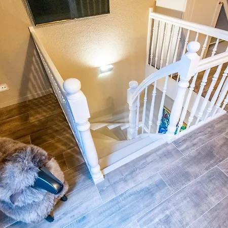 Watt & Kliff 5 Apartment *